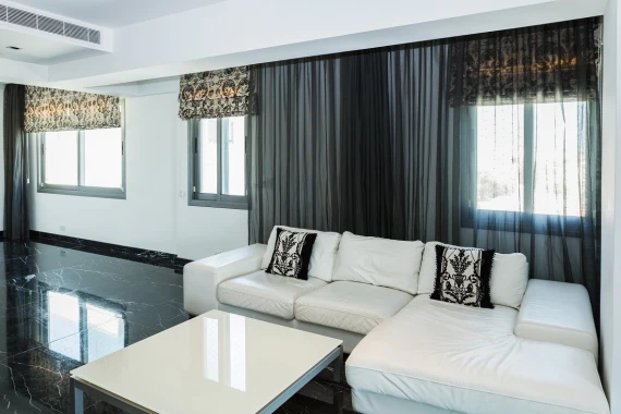 Duplex Penthouse: 4 Bedroom